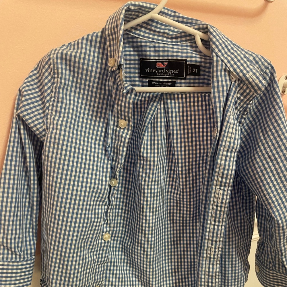 2T Vineyard Vines button down